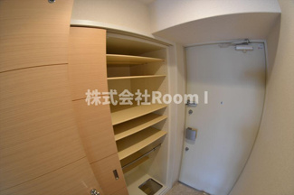 【収納】 | ユーレジデンス淀屋橋(旧ジュネーゼグラン淀屋橋) | 収納豊富です