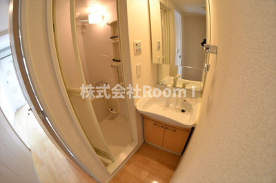 【洗面所】 | ユーレジデンス淀屋橋(旧ジュネーゼグラン淀屋橋) | コンパクトで使いやすい洗面所