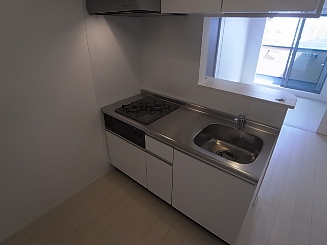 神戸市長田区御蔵通７丁目のアパートのキッチン|システムキッチン（ガス２口）