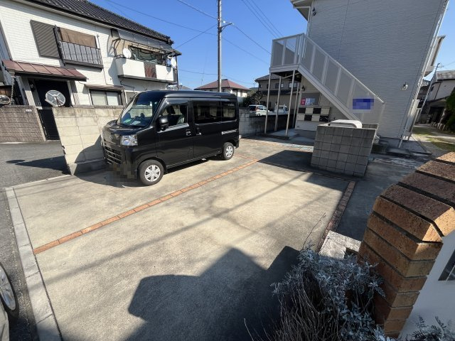 キャメル岩槻西町の駐車場|駐車場に車を止められます