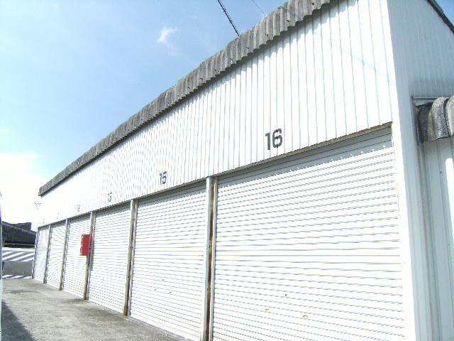 小松倉庫の外観