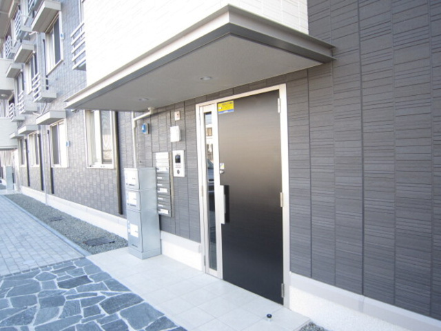 シオンＫＹ　Ⅰ号館のエントランス