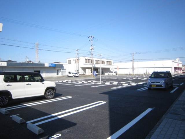 シオンＫＹ　Ⅰ号館の駐車場