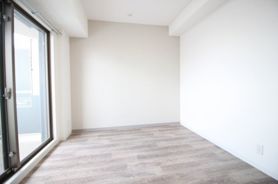 【内装】 | エグゼ阿倍野 | アクセントクロスがオシャレな内装です♬