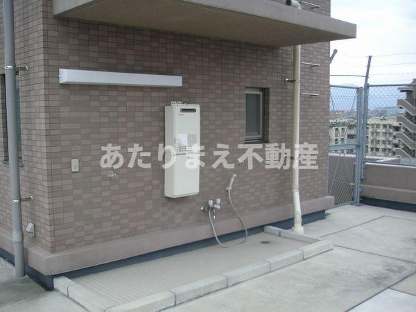 吉山ビルのエントランス