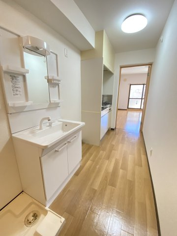 プライムハウスのキッチン|冷蔵庫サービス