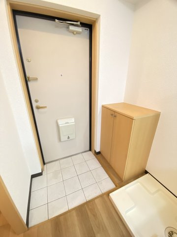 プライムハウスの玄関