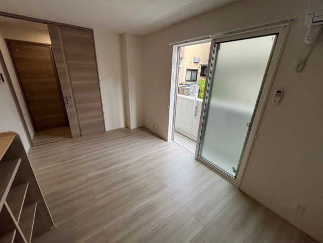 レーヴドドゥ芦屋の居間・リビング