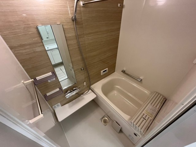 レーヴドドゥ芦屋の浴室