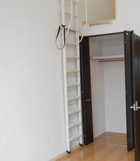 トモズハウスの収納