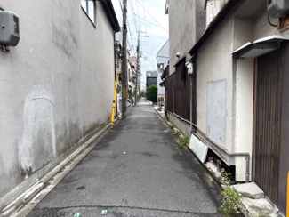【前面道路含む現地写真】 | 中京区壬生森町　建築条件付き | 現況：古家有