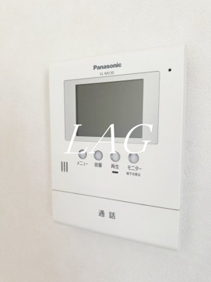 【セキュリティ】 | コルヌイエ  | モニター付きインターフォンです。