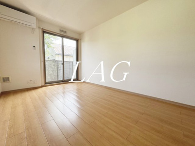 【居間・リビング】 | コルヌイエ  | 洋室です。