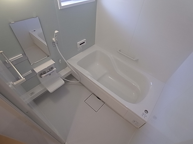 神戸市須磨区潮見台町５丁目のアパートの浴室|追焚機能付浴室