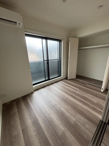ESCALA四條畷の洋室