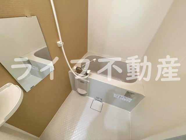 フジパレス長田サウスの浴室|落ち着いた空間のお風呂です