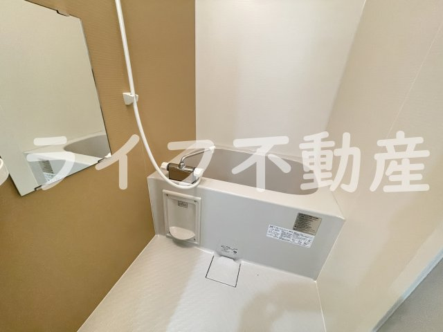 フジパレス長田サウスの浴室|お風呂です