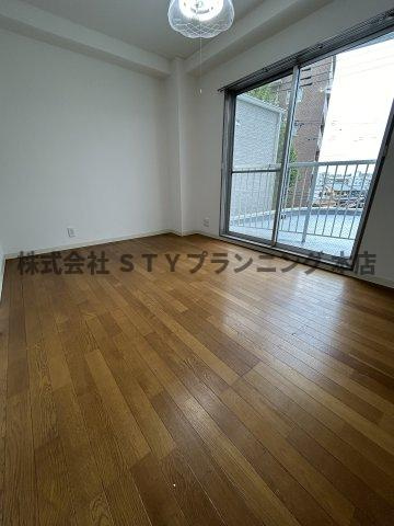 仲介手数料０円！LanArcビルの居間・リビング