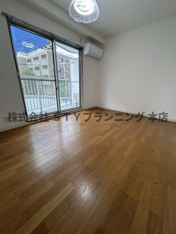 仲介手数料０円！LanArcビルの居間・リビング