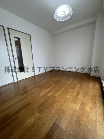 仲介手数料０円！LanArcビルの居間・リビング