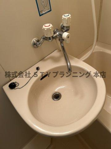 仲介手数料０円！LanArcビルの洗面所