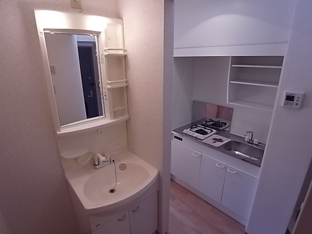 神戸市長田区苅藻通３丁目のアパートの洗面所|シャンプードレッサー