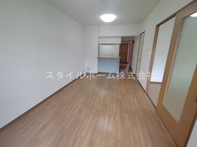 【居間・リビング】 | レジデンス緑ヶ丘