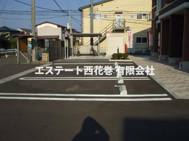 ソシア美春Ⅳの駐車場