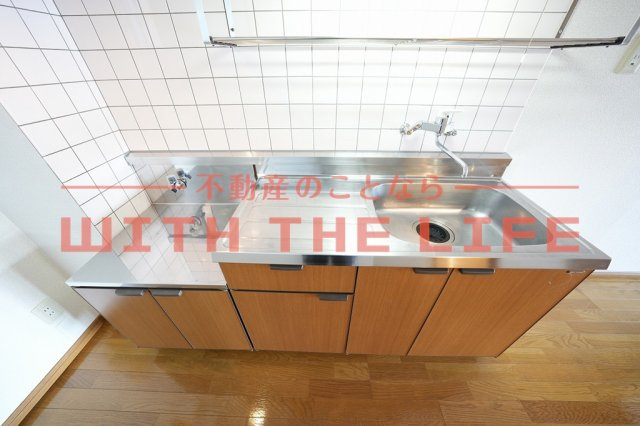 パークサイド小島のキッチン|コンパクトなキッチンで掃除もラクラク