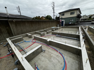 【外観】 | 大府市追分町　第１　全２棟 | 撮影
社長の村田です！
自らプレイヤーとして営業しています
長年の経験と実績から皆様により良いマイホーム購入のご提案をいたします。
住宅ローンの不安や購入後の不安等何でもご相談ください。