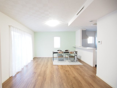 【居間・リビング】 | パパまる　上竹１丁目