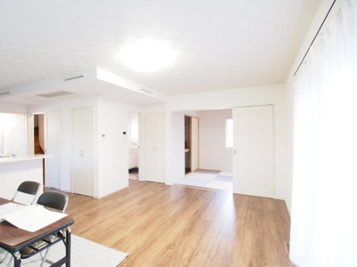 【居間・リビング】 | パパまる　上竹１丁目