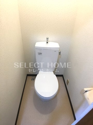 【トイレ】 | ワンスリーマンション | 落ち着いた色調のトイレです