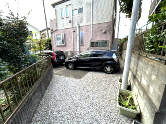 渕上　平屋中古戸建　の駐車場
