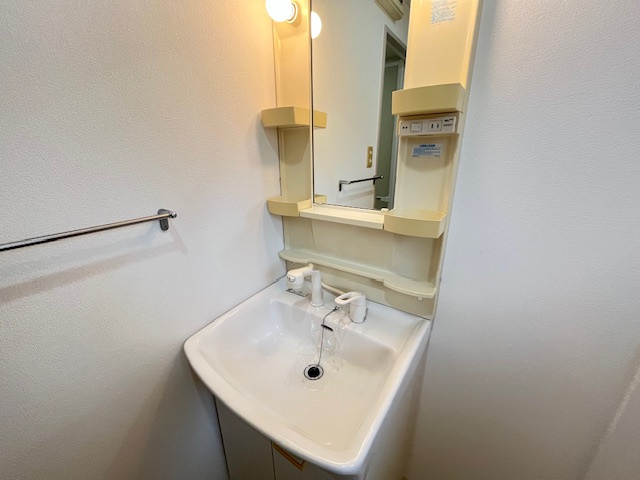 スプルース泉ヶ丘Ⅱの洗面所