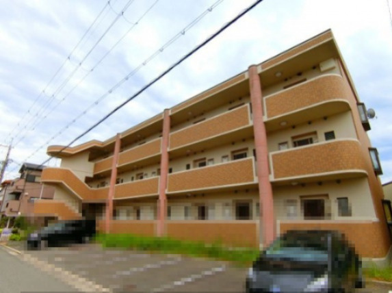 スプルース泉ヶ丘Ⅱの駐車場