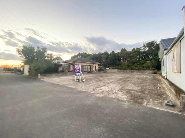 都城市高城町大井手の売地の前面道路含む現地写真