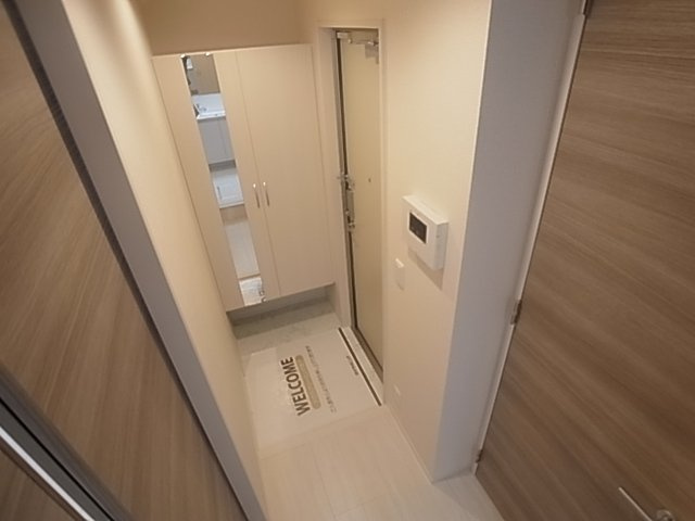 神戸市兵庫区荒田町３丁目のアパートの玄関|シューズボックス付き