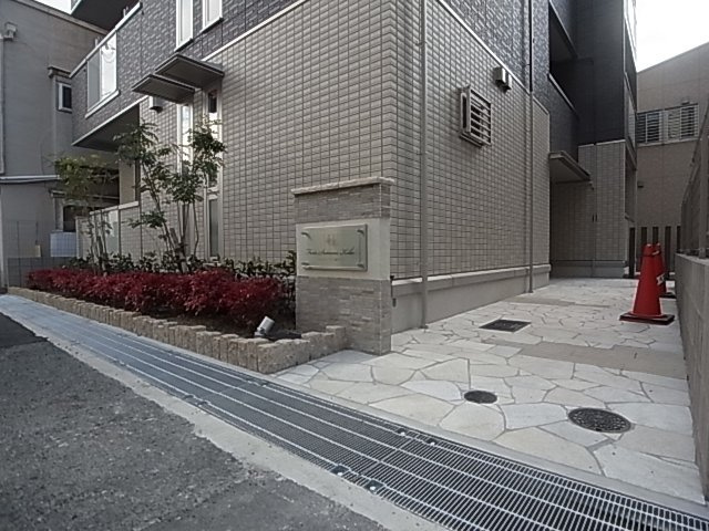 神戸市兵庫区荒田町３丁目のアパート