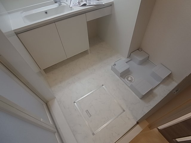 神戸市兵庫区荒田町３丁目のアパート