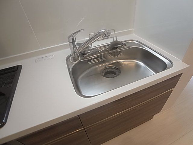 神戸市兵庫区荒田町３丁目のアパート