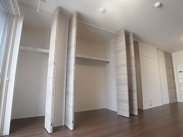 神戸市兵庫区荒田町３丁目のアパートの収納|クローゼット