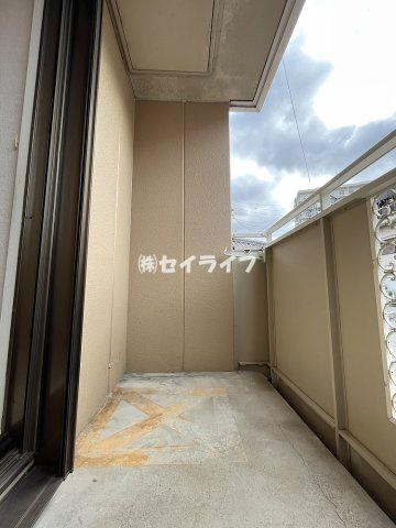 フラワーハイム鶴見のバルコニー