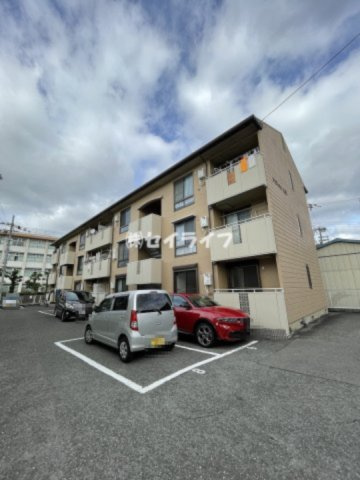 フラワーハイム鶴見の外観