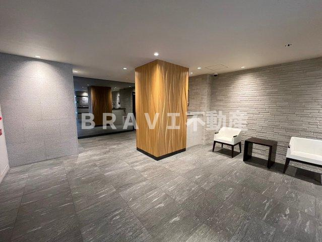 RISING Maison 本町橋（ライジングメゾンホンマチバシ）　BRAVI不動産のロビー|【RISING Maison本町橋】ロビーです