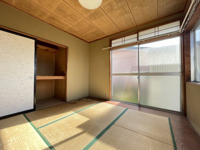 八戸市白銀台6丁目の和室