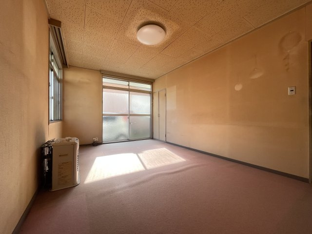 八戸市白銀台6丁目の和室