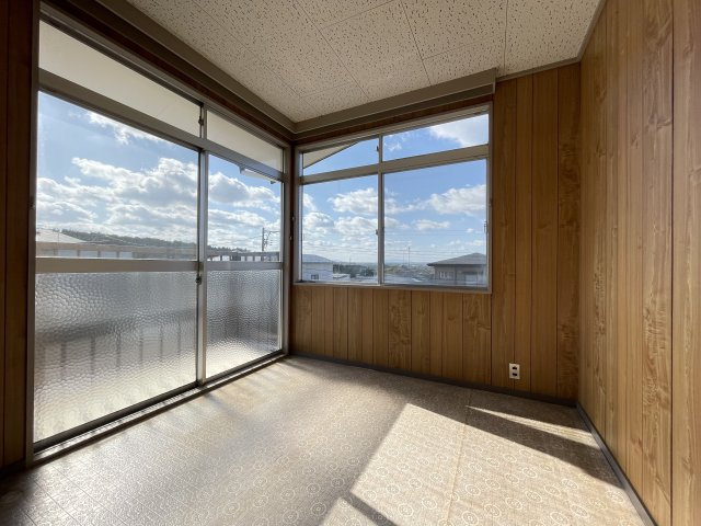 八戸市白銀台6丁目の和室