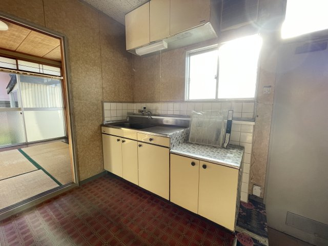 八戸市白銀台6丁目のキッチン