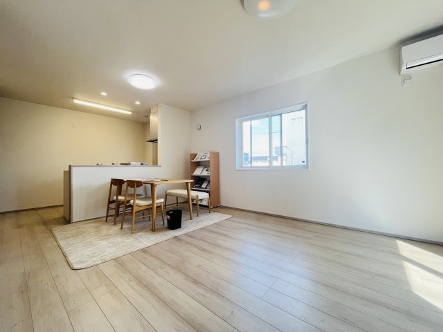 【居間・リビング】 | 深谷市上柴町東３丁目　フェリディアガーデン　未入居戸建　全6区画　2号棟
